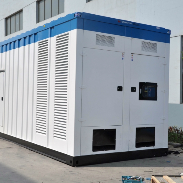 学校备用电源1000KW静音柴油发电机组装车发运湖北黄冈